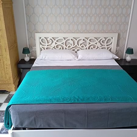Bed and Breakfast Toledo'S Family Neapol Zewnętrze zdjęcie
